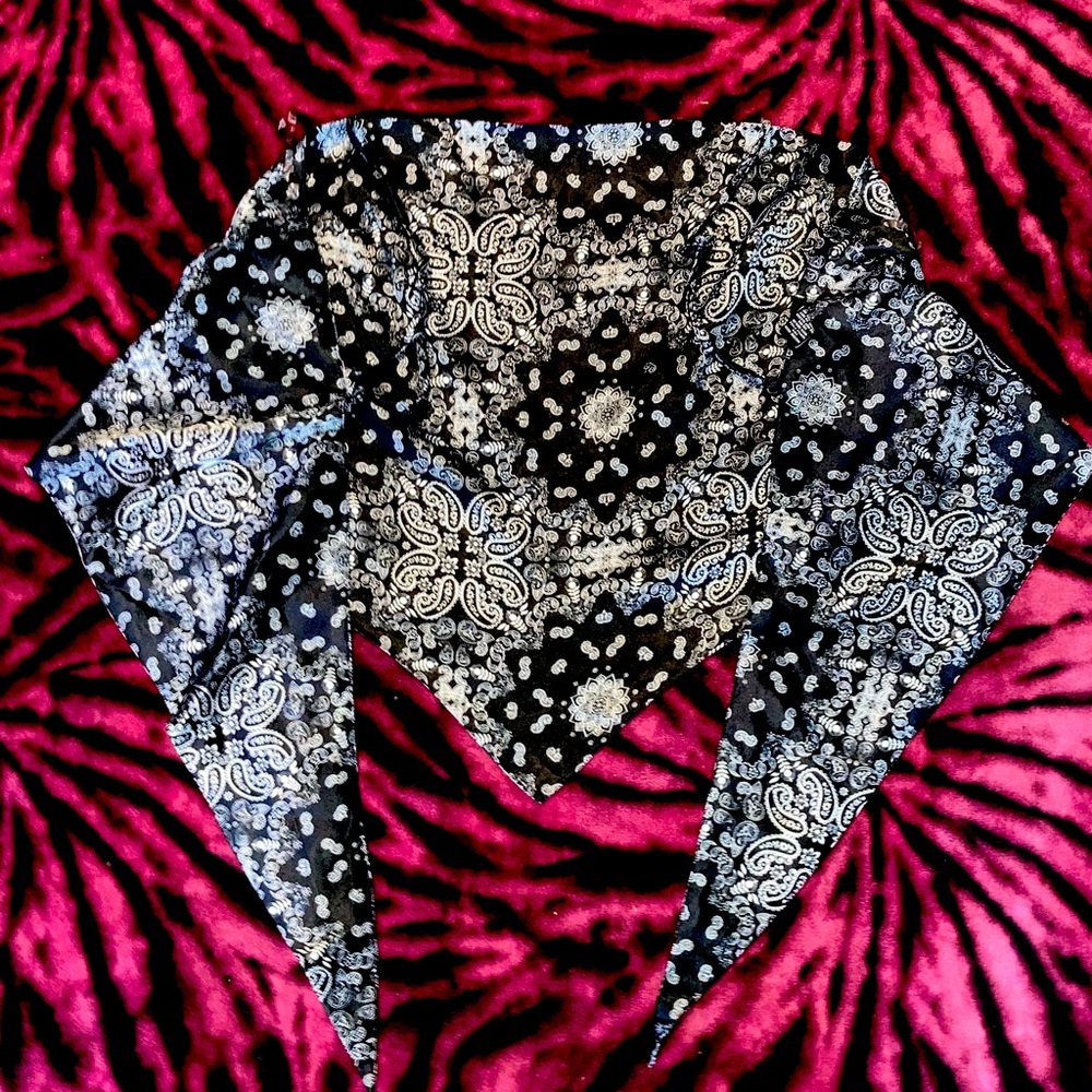 Printed bandana crop top
